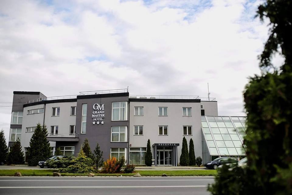 Grand Master Hotel 德日 外观 照片